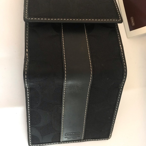Coach Wallet - Picture 3 of 5